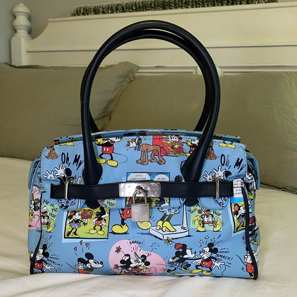 Cute vintage Disney Mickey and Minnie purse